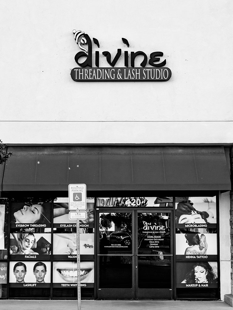divine-threading-salon-main1